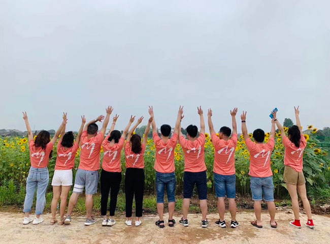 HiShop老兵营班会｜千里驰骋不忘本，共聚一心齐向前