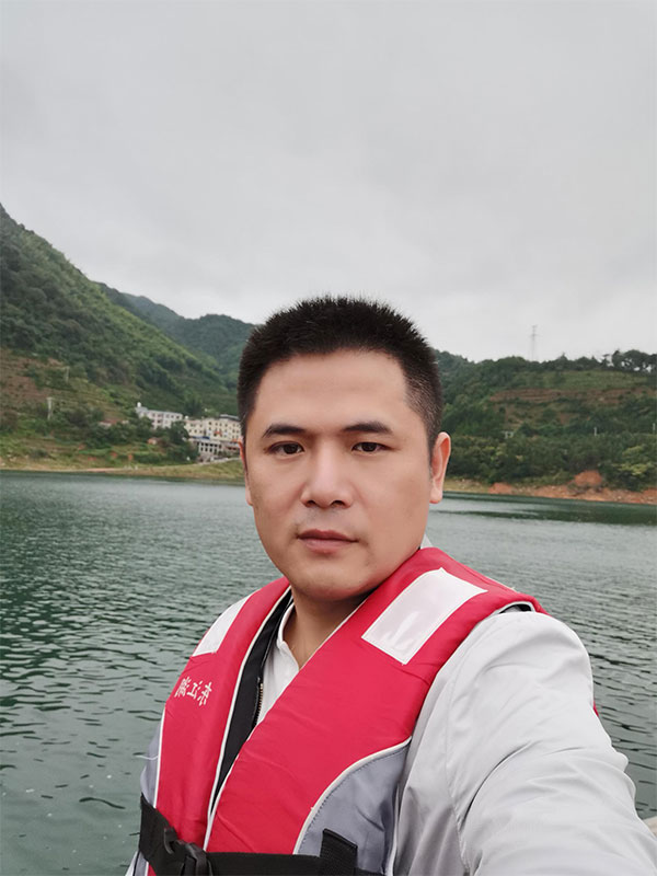人物 | 王光耀--- 一只售前“攻城狮”的进取之路